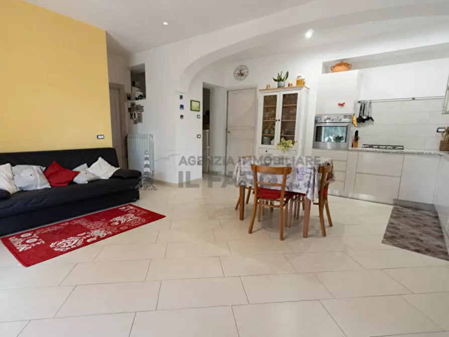 Immagine 4 di Casa bifamiliare in vendita  in Via Sardegna a La Maddalena