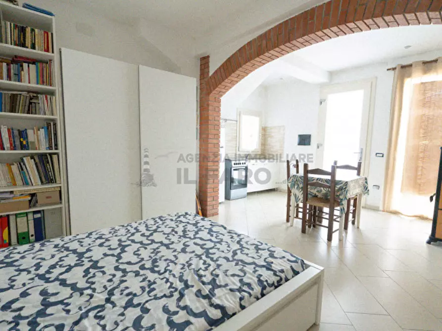 Immagine 14 di Casa bifamiliare in vendita  in Via Sardegna a La Maddalena