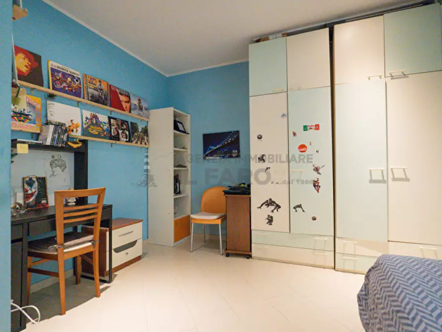 Immagine 17 di Casa bifamiliare in vendita  in Via Sardegna a La Maddalena