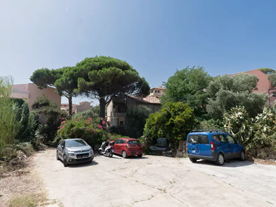 Immagine 37 di Casa bifamiliare in vendita  in Via Sardegna a La Maddalena
