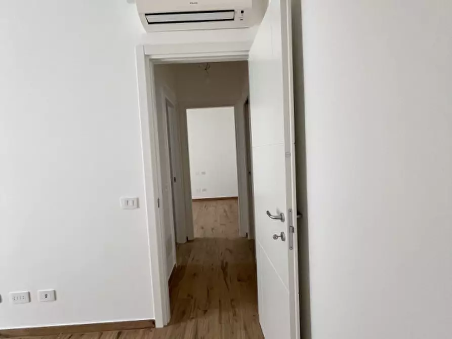 Immagine 16 di Appartamento in vendita  in Via San Simplicio a Olbia