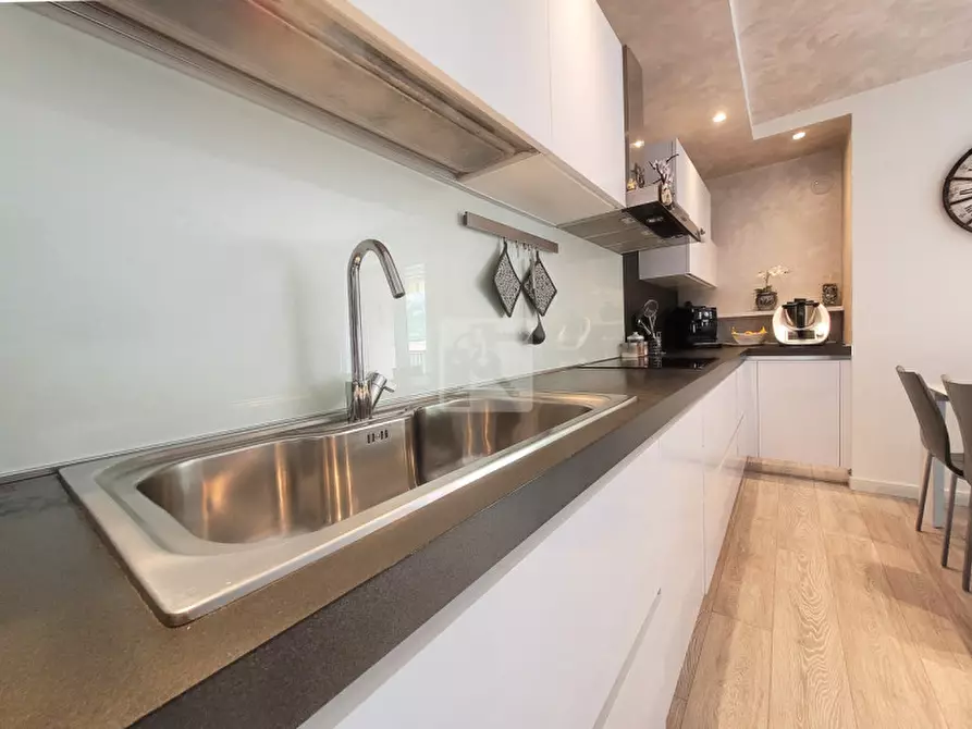 Immagine 15 di Appartamento in vendita  in Via Giordano Bruno a Dro