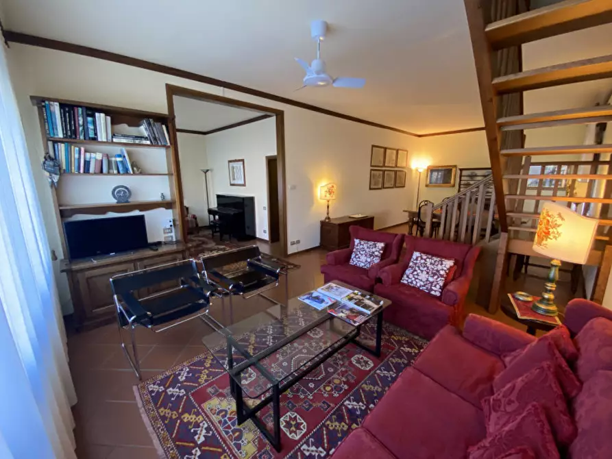 Immagine 1 di Casa indipendente in vendita  in Via Roma a Galzignano Terme