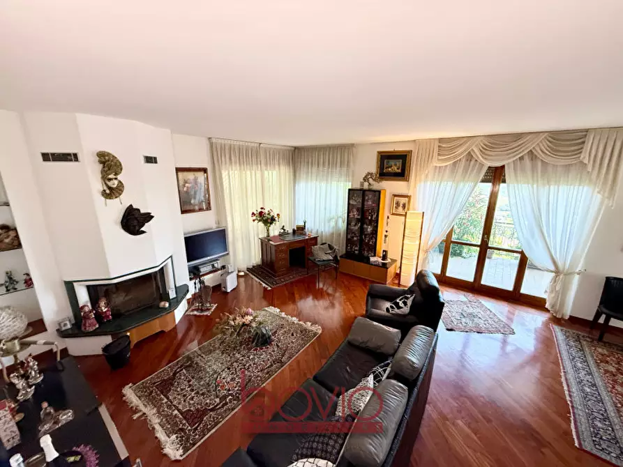 Immagine 13 di Casa bifamiliare in vendita  in Via Valle Della Quiete 44 a San Mauro Torinese