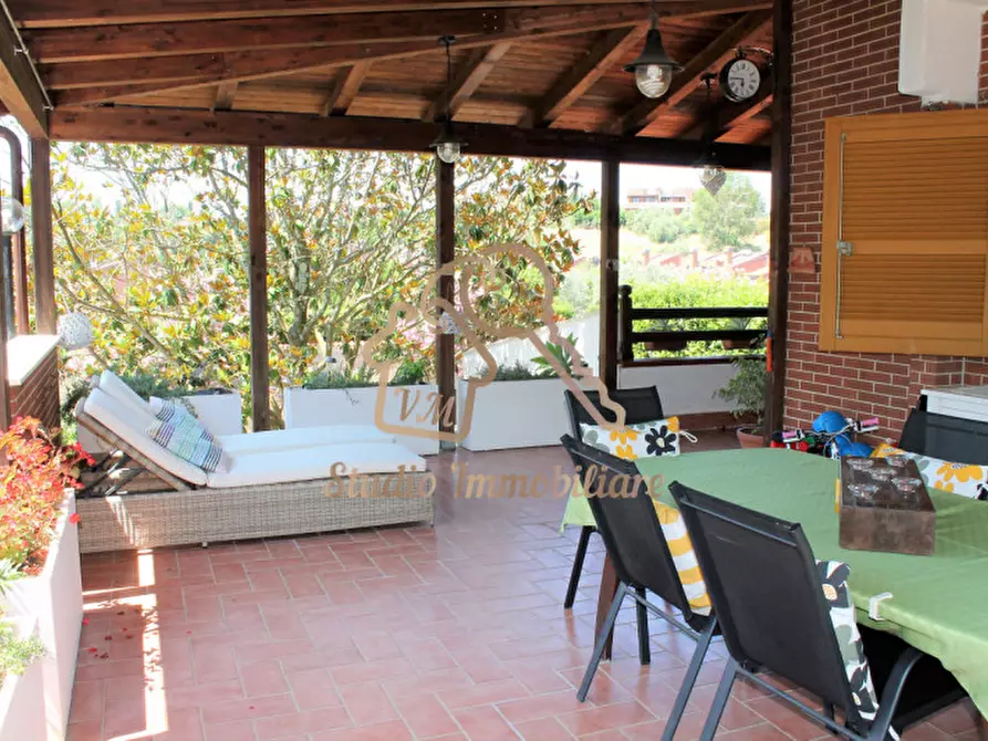 Immagine 5 di Villetta a schiera in vendita  in Via della Torre di Spizzichino, 98 a Roma