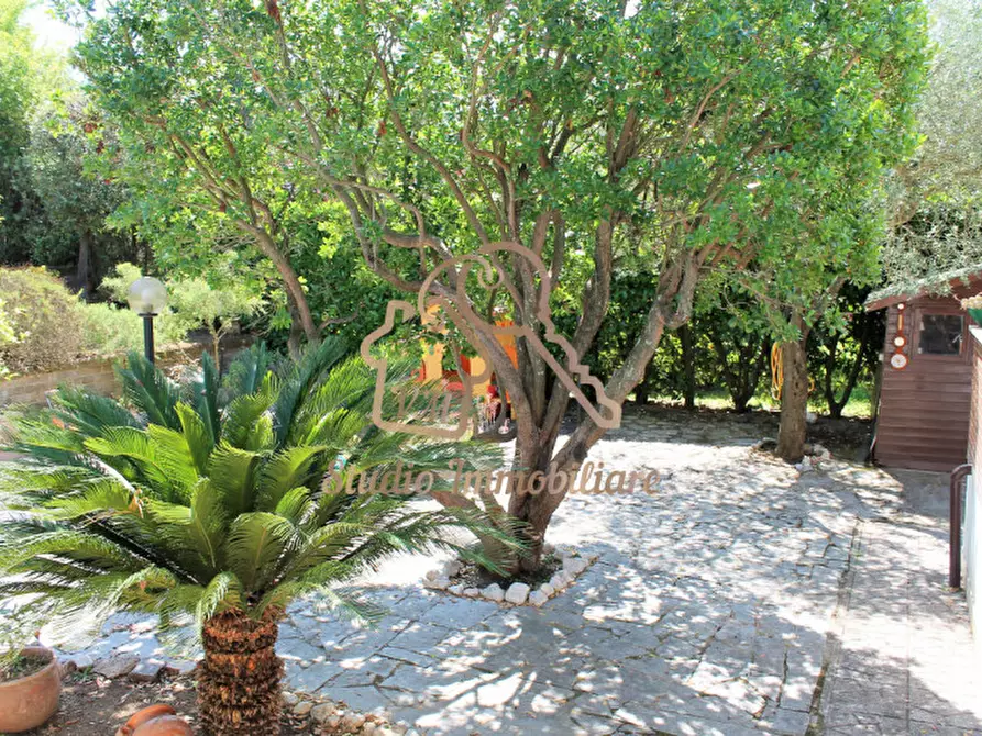 Immagine 11 di Villetta a schiera in vendita  in Via della Torre di Spizzichino, 98 a Roma