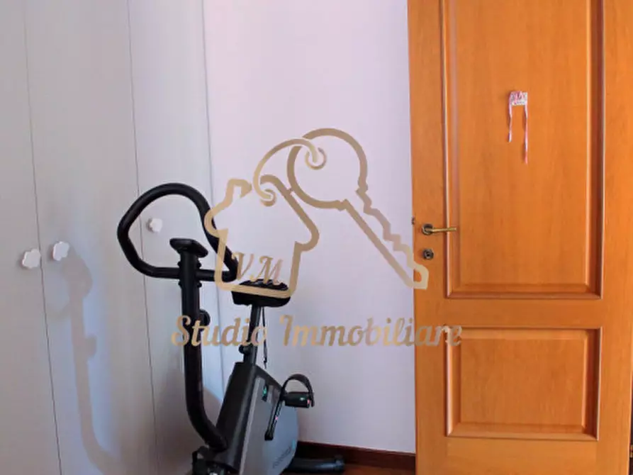 Immagine 29 di Villetta a schiera in vendita  in Via della Torre di Spizzichino, 98 a Roma