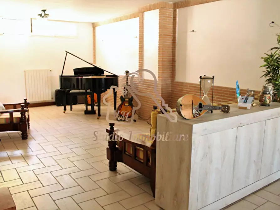 Immagine 37 di Villetta a schiera in vendita  in Via della Torre di Spizzichino, 98 a Roma