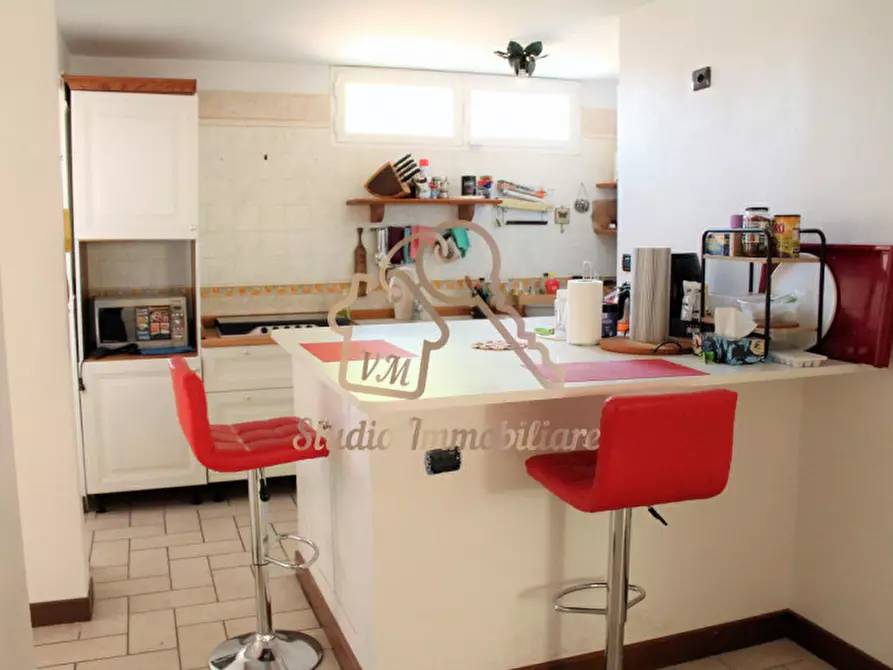 Immagine 41 di Villetta a schiera in vendita  in Via della Torre di Spizzichino, 98 a Roma