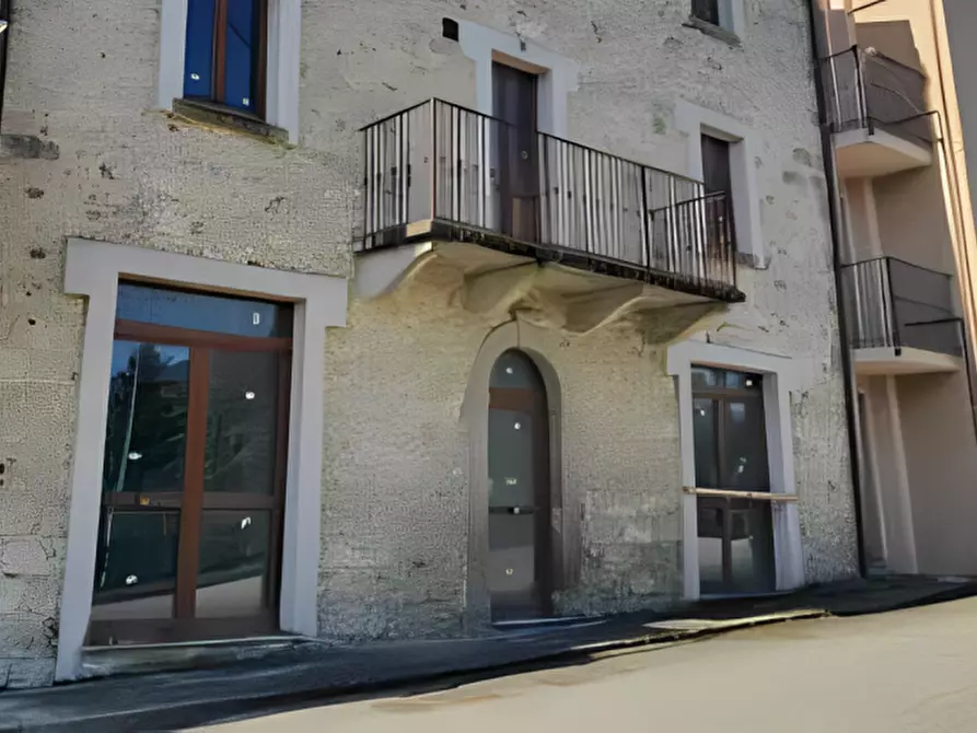 Immagine 9 di Palazzo in vendita  in Via Leopardi 13 a Monte Cerignone