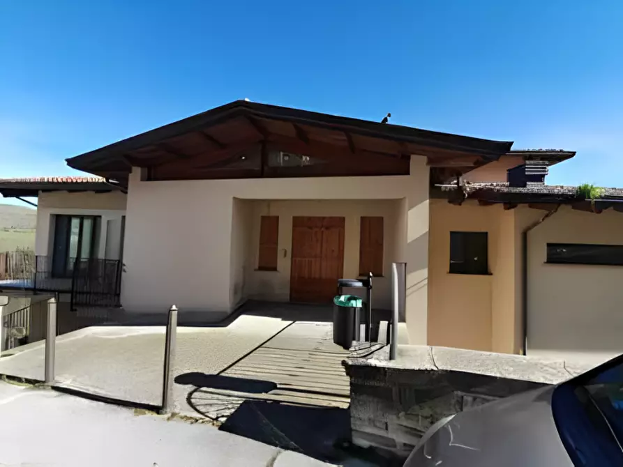 Immagine 19 di Palazzo in vendita  in Via Leopardi 13 a Monte Cerignone