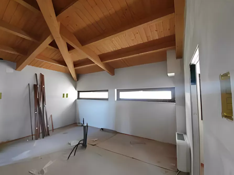 Immagine 21 di Palazzo in vendita  in Via Leopardi 13 a Monte Cerignone