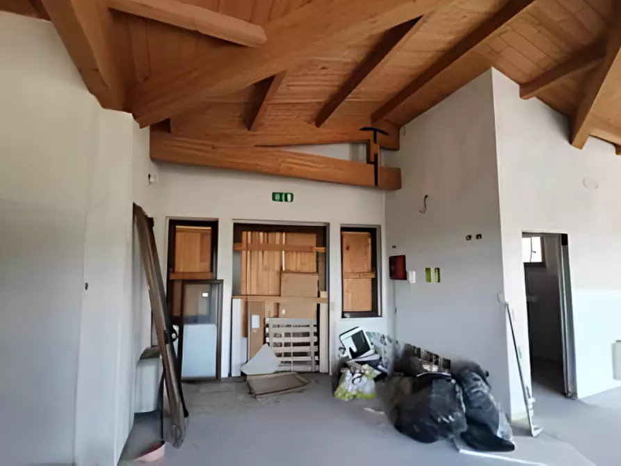 Immagine 22 di Palazzo in vendita  in Via Leopardi 13 a Monte Cerignone