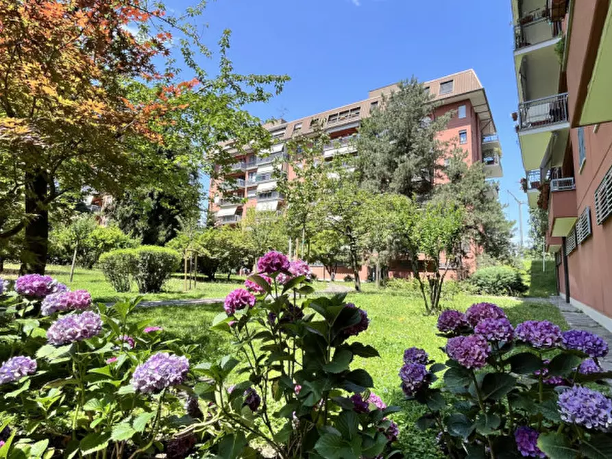 Immagine 1 di Appartamento in vendita  in via Matteotti 14 a Assago