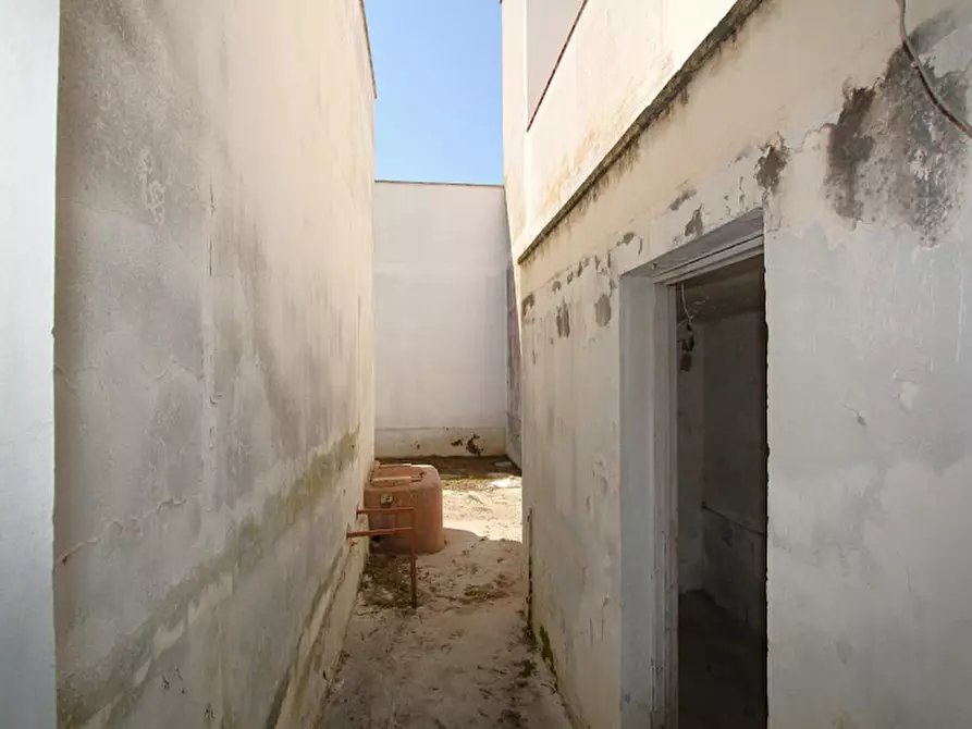 Immagine 11 di Casa indipendente in vendita  in Via Forlì a Galatina