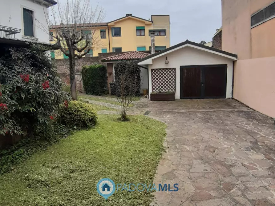 Immagine 28 di Villa in vendita  in Via Trento Trieste, 15 a Monselice