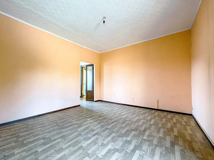 Immagine 11 di Appartamento in vendita  in Via Valle Sesia 15 a Nonio