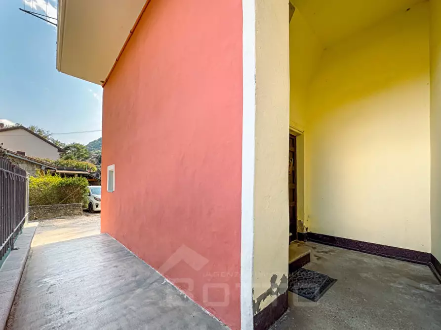 Immagine 31 di Appartamento in vendita  in Via Valle Sesia 15 a Nonio