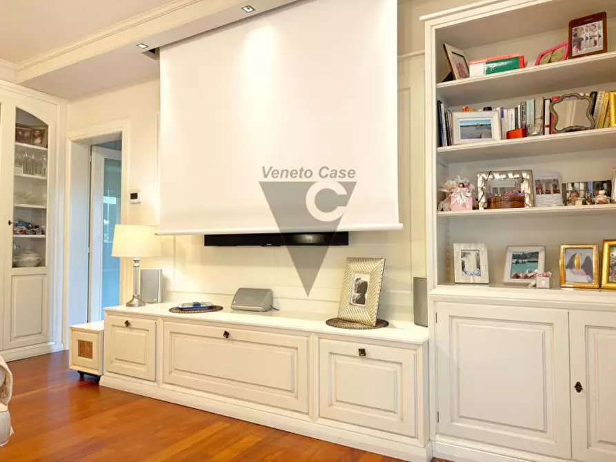 Immagine 1 di Appartamento in vendita  a Mira