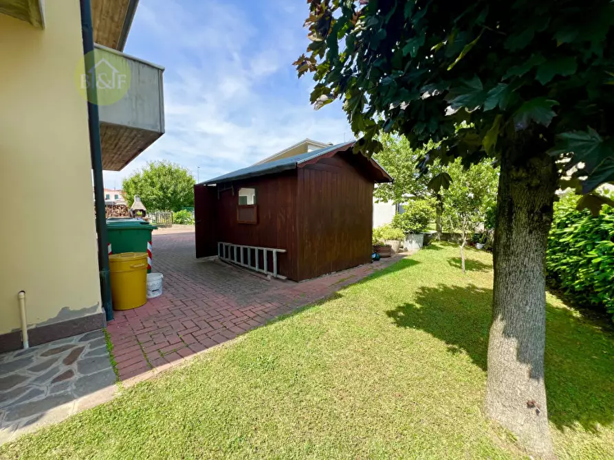 Immagine 15 di Villa in vendita  in via garibaldi 47 cerea a Cerea