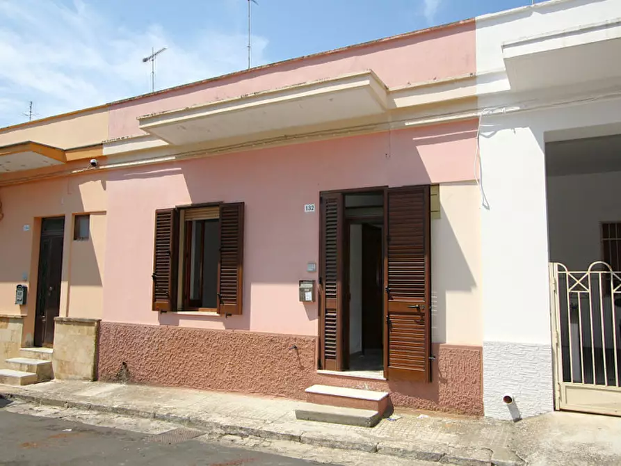 Immagine 1 di Casa indipendente in vendita  in Via Torino a Matino