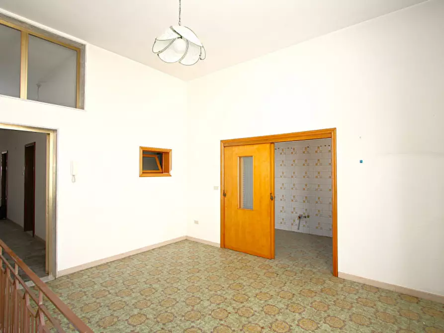 Immagine 5 di Casa indipendente in vendita  in Via Torino a Matino