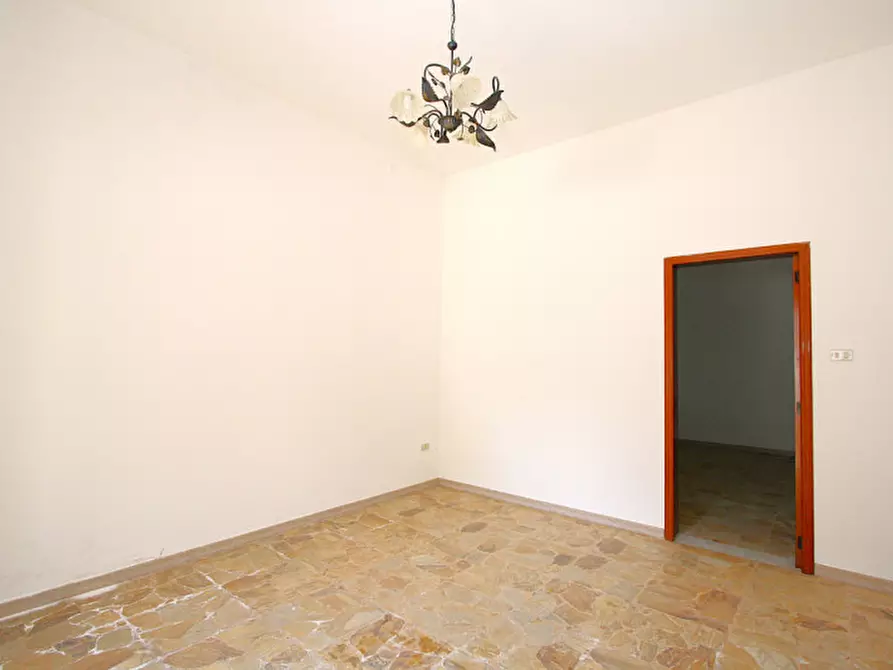 Immagine 18 di Casa indipendente in vendita  in Via Torino a Matino