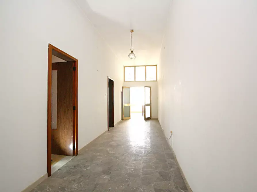 Immagine 19 di Casa indipendente in vendita  in Via Torino a Matino