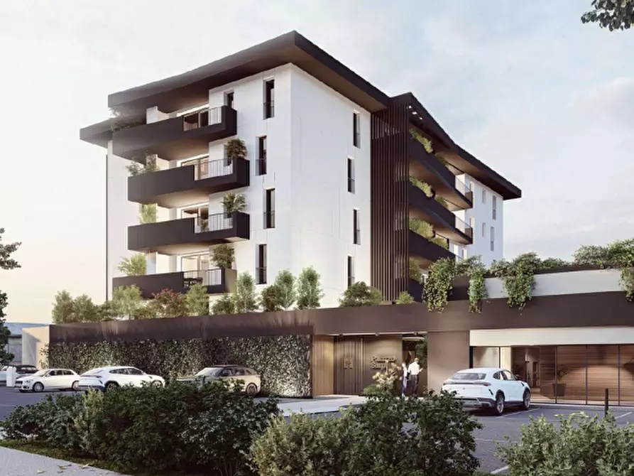 Immagine 1 di Appartamento in vendita  in Via Frà Paolo Sarpi a Padova