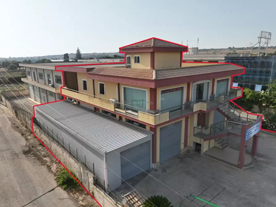 Immagine 1 di Negozio in vendita  a Modica