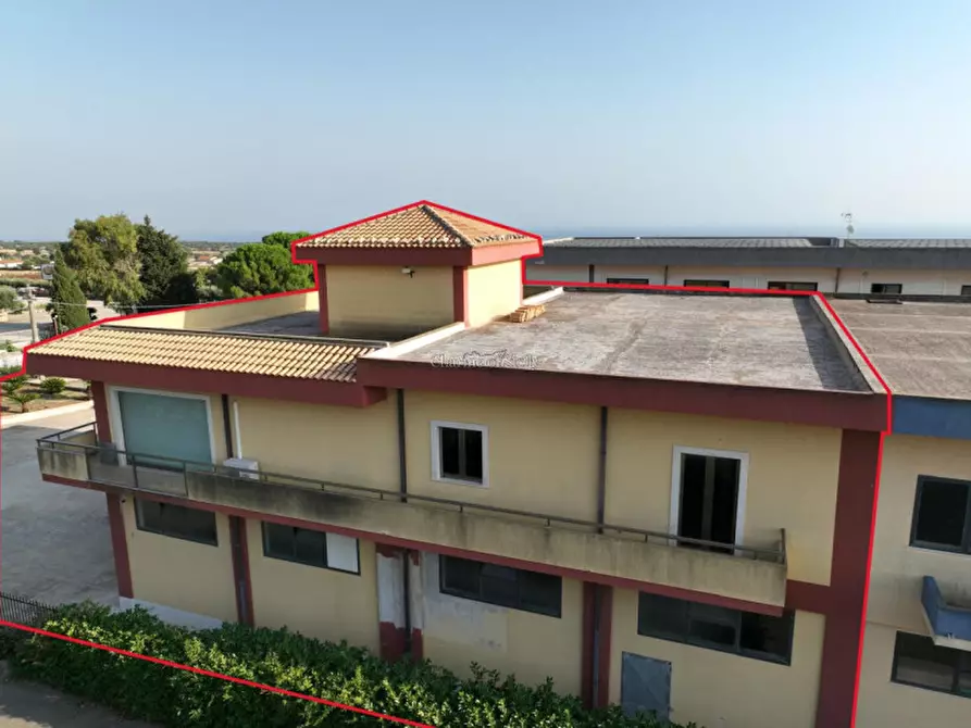 Immagine 2 di Negozio in vendita  a Modica