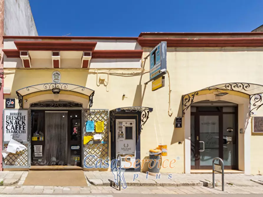 Immagine 1 di Attività commerciale in vendita  in Via Roma a Alezio