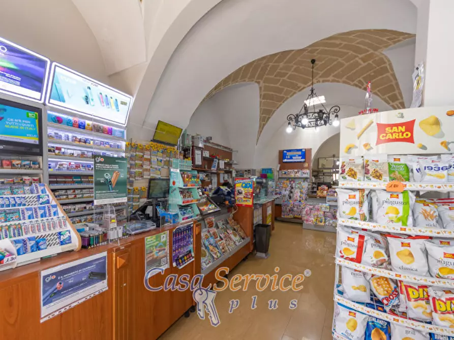 Immagine 6 di Attività commerciale in vendita  in Via Roma a Alezio