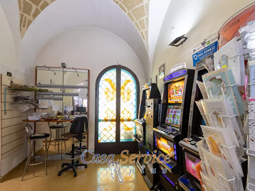 Immagine 8 di Attività commerciale in vendita  in Via Roma a Alezio