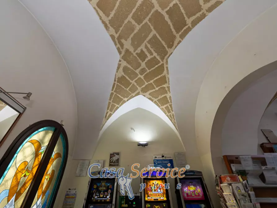 Immagine 10 di Attività commerciale in vendita  in Via Roma a Alezio