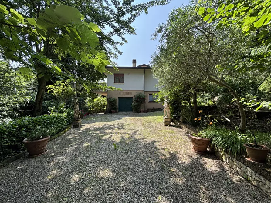 Immagine 11 di Villa in vendita  in Via Priare a Zovencedo