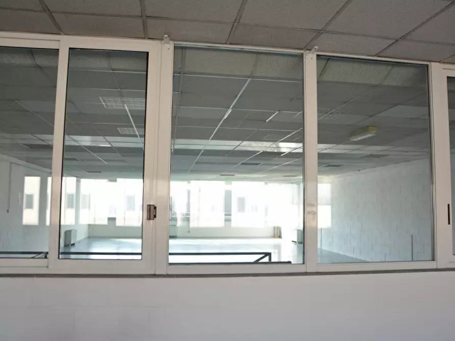 Immagine 10 di Capannone industriale in affitto  in Via Luciano Manara 18 a Nerviano