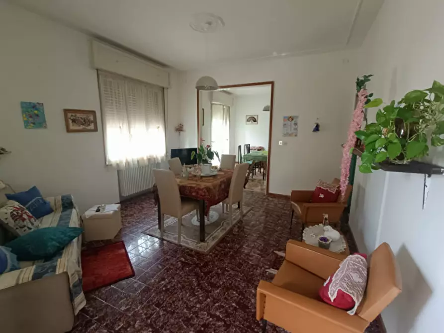 Immagine 2 di Casa bifamiliare in vendita  in Via Imperiale superiore a Brescello