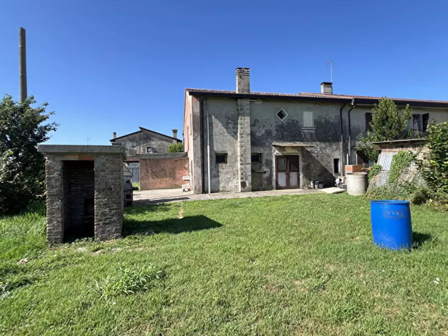 Immagine 3 di Casa bifamiliare in vendita  in via Sa a Teolo