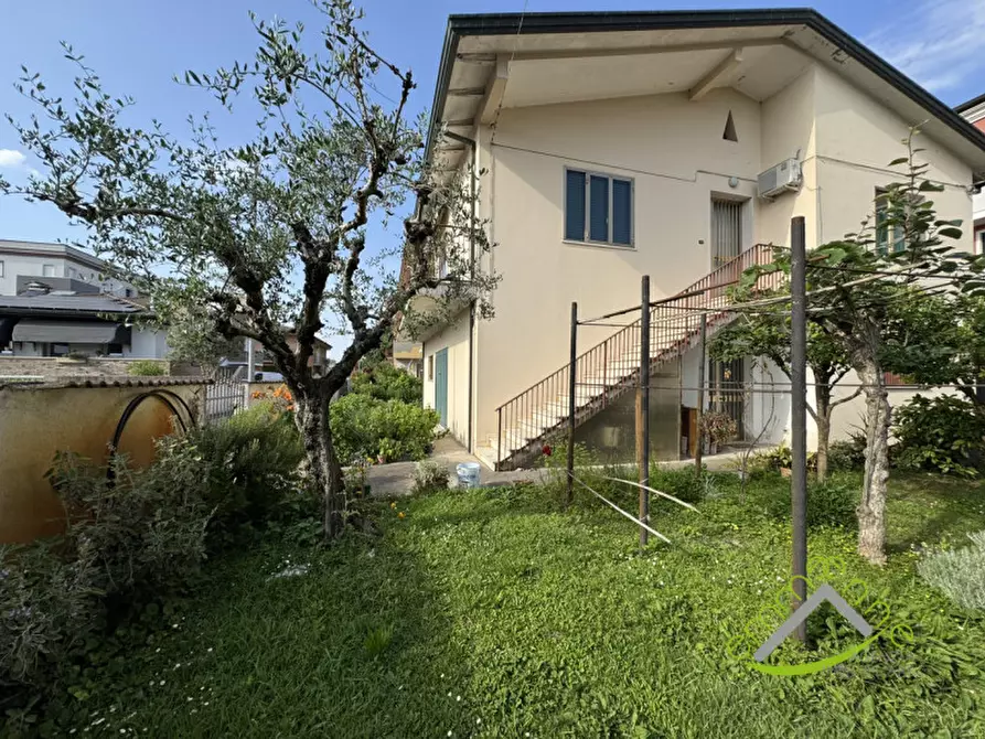 Immagine 1 di Casa indipendente in vendita  in Via Matteotti a Camponogara