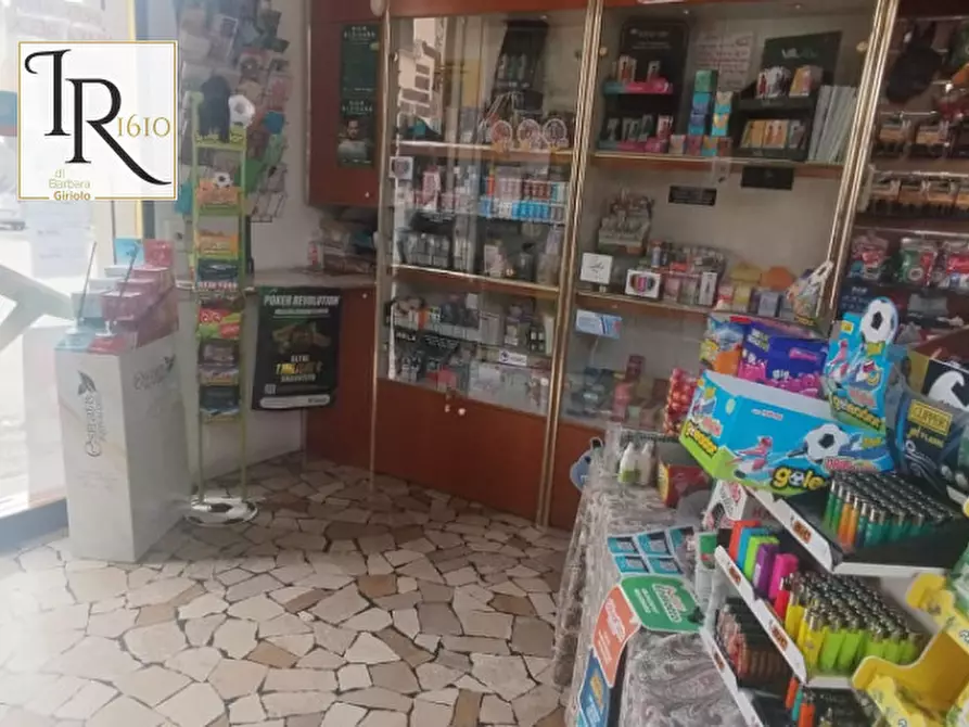 Immagine 1 di Attività commerciale in vendita  a Lendinara