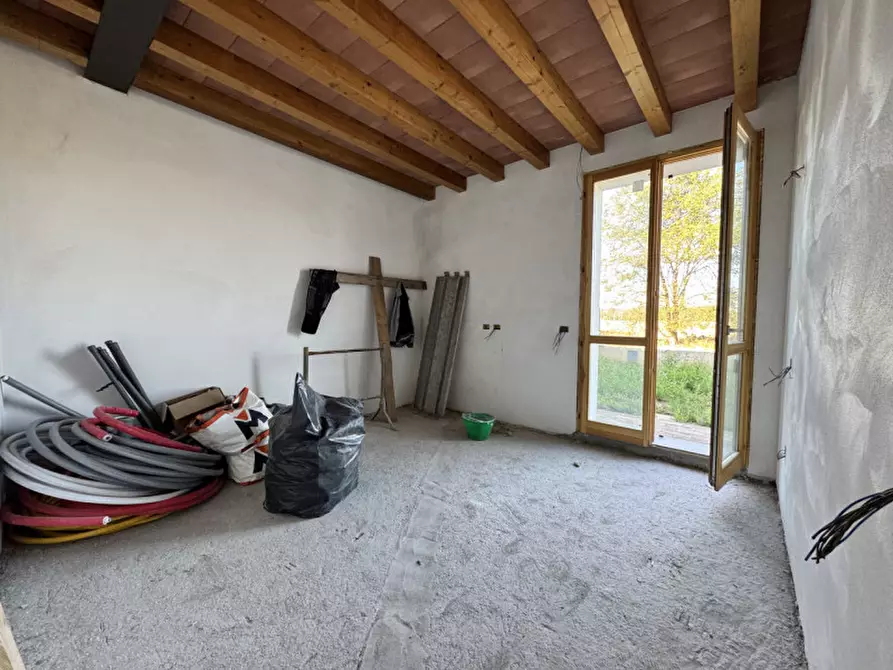 Immagine 3 di Appartamento in vendita  in Strada Ugozzolo n.113 a Parma