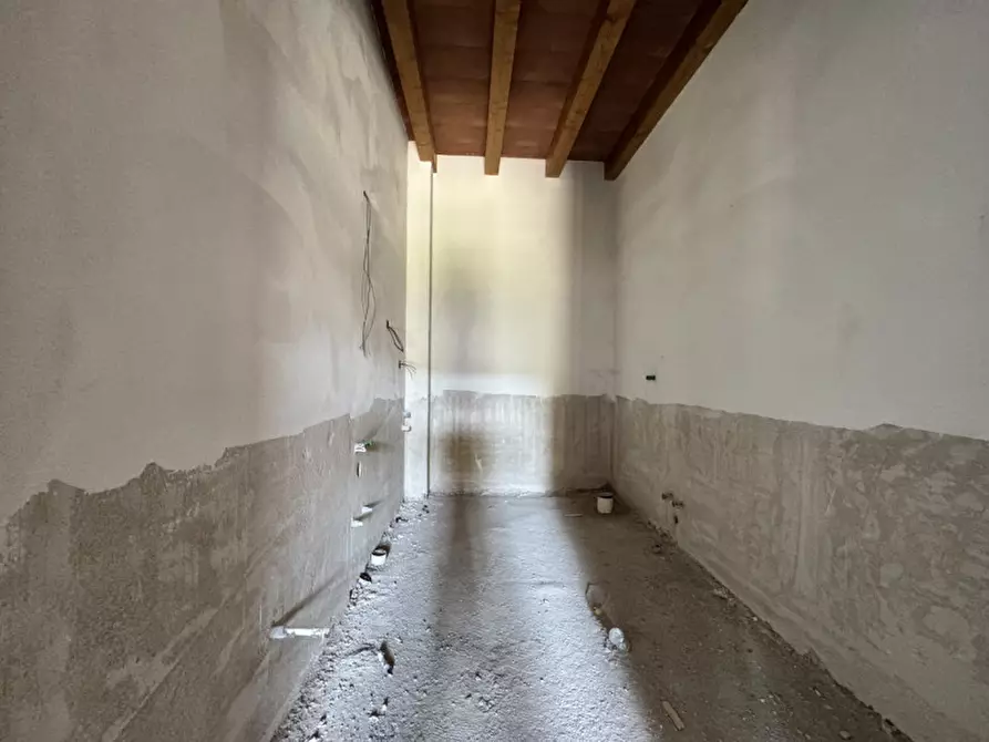 Immagine 7 di Appartamento in vendita  in Strada Ugozzolo n.113 a Parma