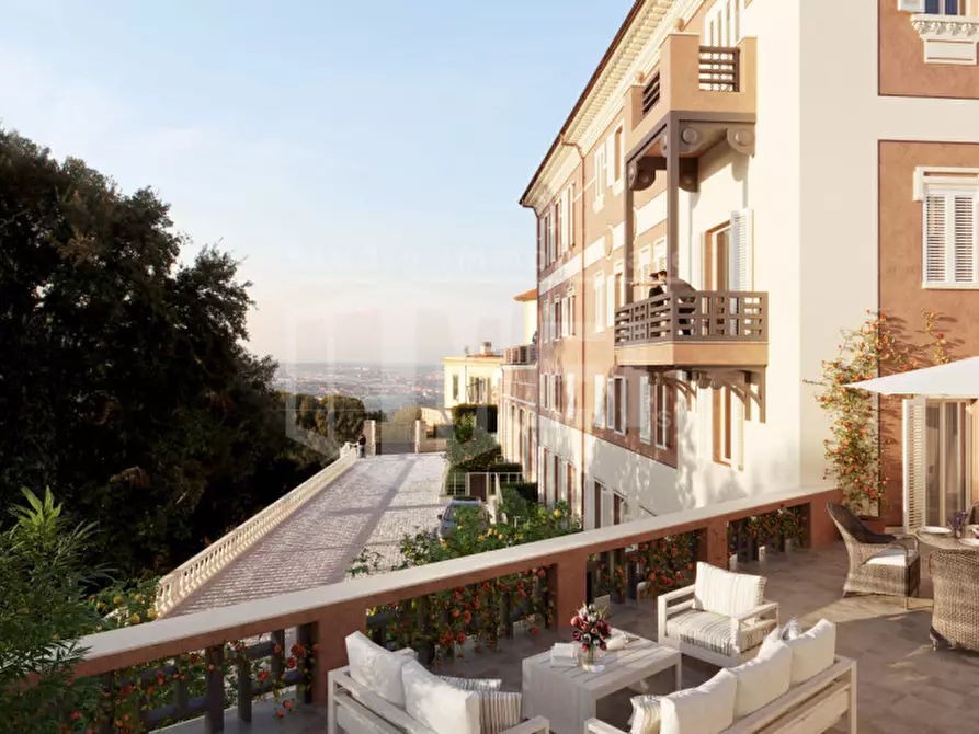 Immagine 7 di Appartamento in vendita  in Via Di Montenero a Livorno