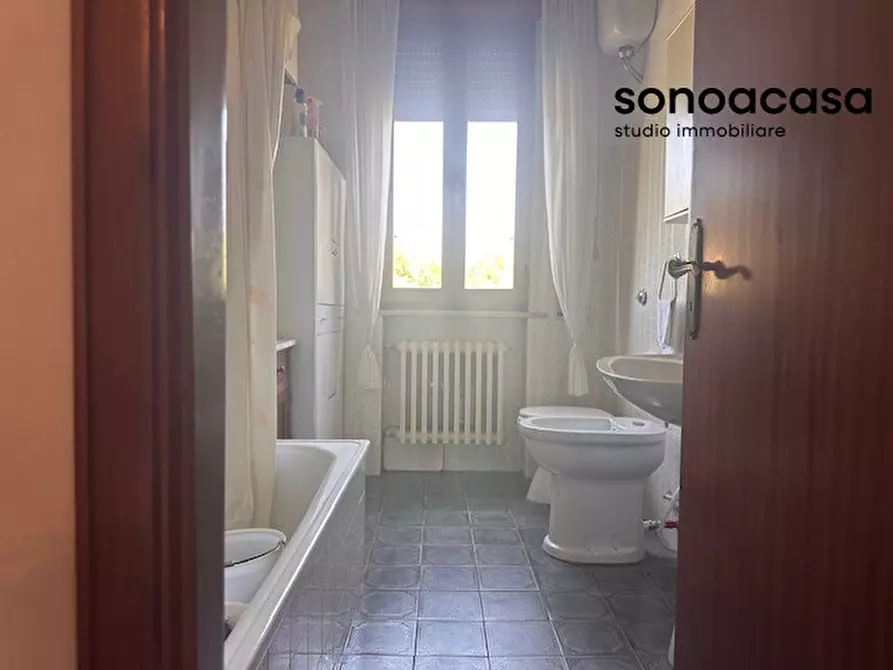 Immagine 24 di Casa bifamiliare in vendita  in Strada per Sant'angelo 113 a Senigallia
