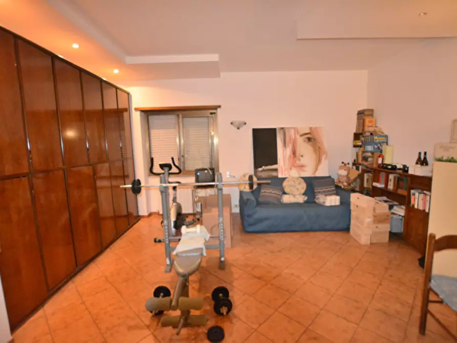 Immagine 11 di Appartamento in vendita  in Via Pupinia, 26 a Roma