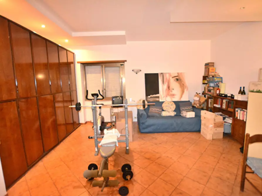 Immagine 12 di Appartamento in vendita  in Via Pupinia, 26 a Roma