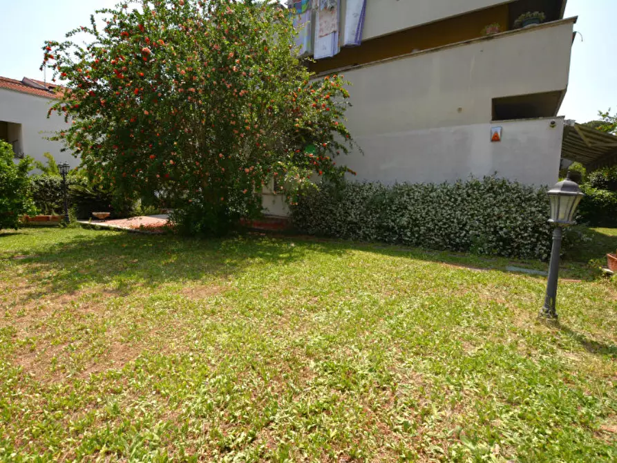 Immagine 33 di Appartamento in vendita  in Via Pupinia, 26 a Roma