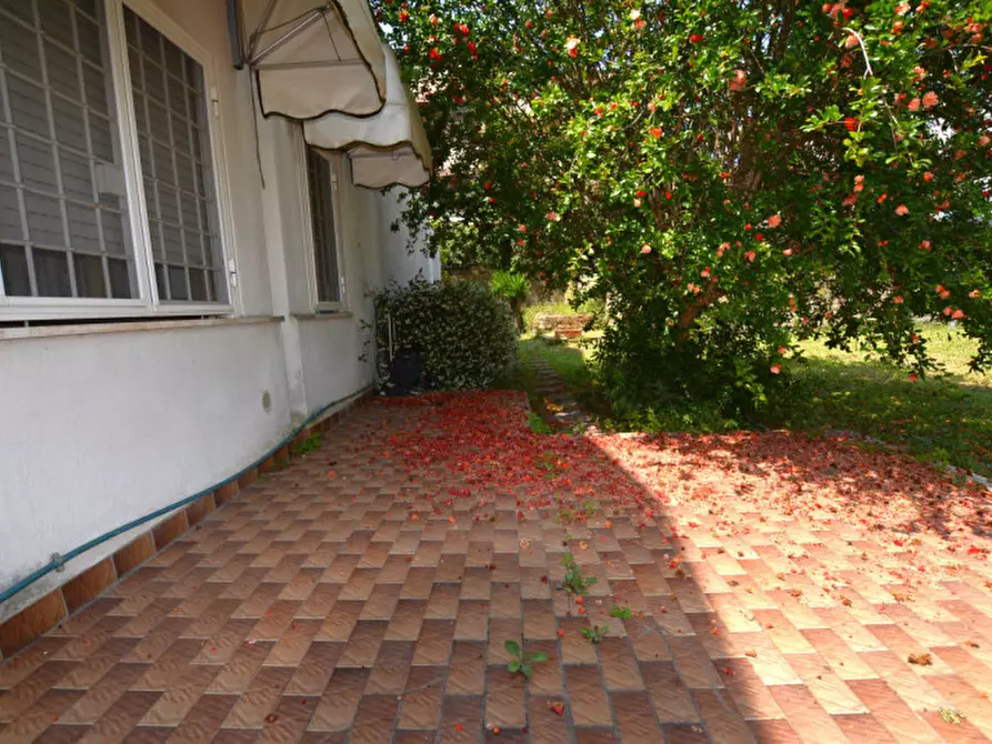 Immagine 41 di Appartamento in vendita  in Via Pupinia, 26 a Roma