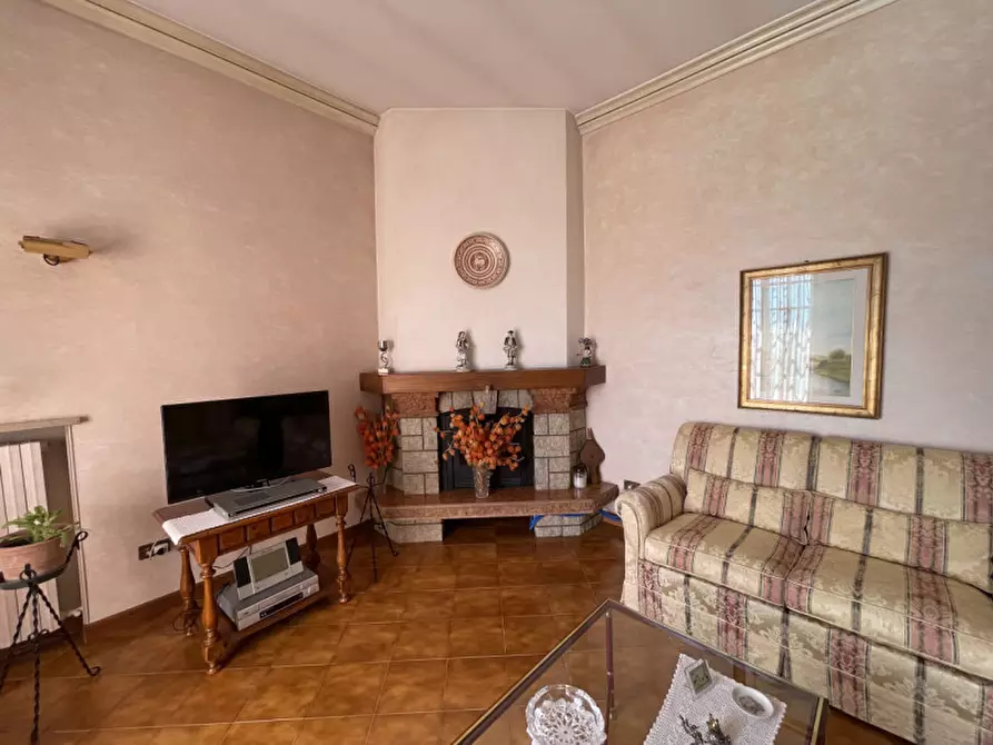 Immagine 8 di Villa in vendita  a Gonzaga